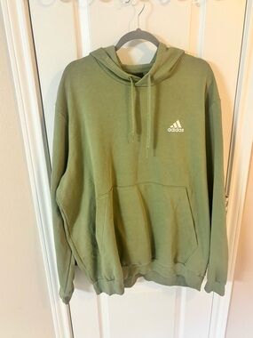 Adidas Men's 2XL Olive Green Cozy Pullover Hoodie Pockets and Hood Sweatshirt